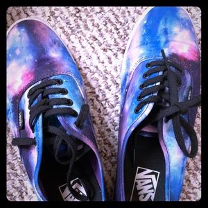 Women’s Galaxy Vans sz 9